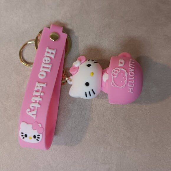 Brand New Hello Kitty Key Chain - Picture 2 of 5